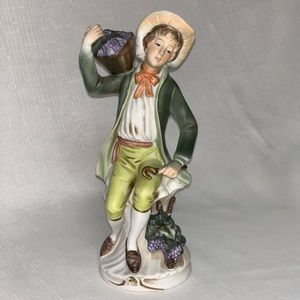 🆕 Vintage #1258 Homco Tuscany Boy Basket of Grapes Porcelain Bisque Figurine